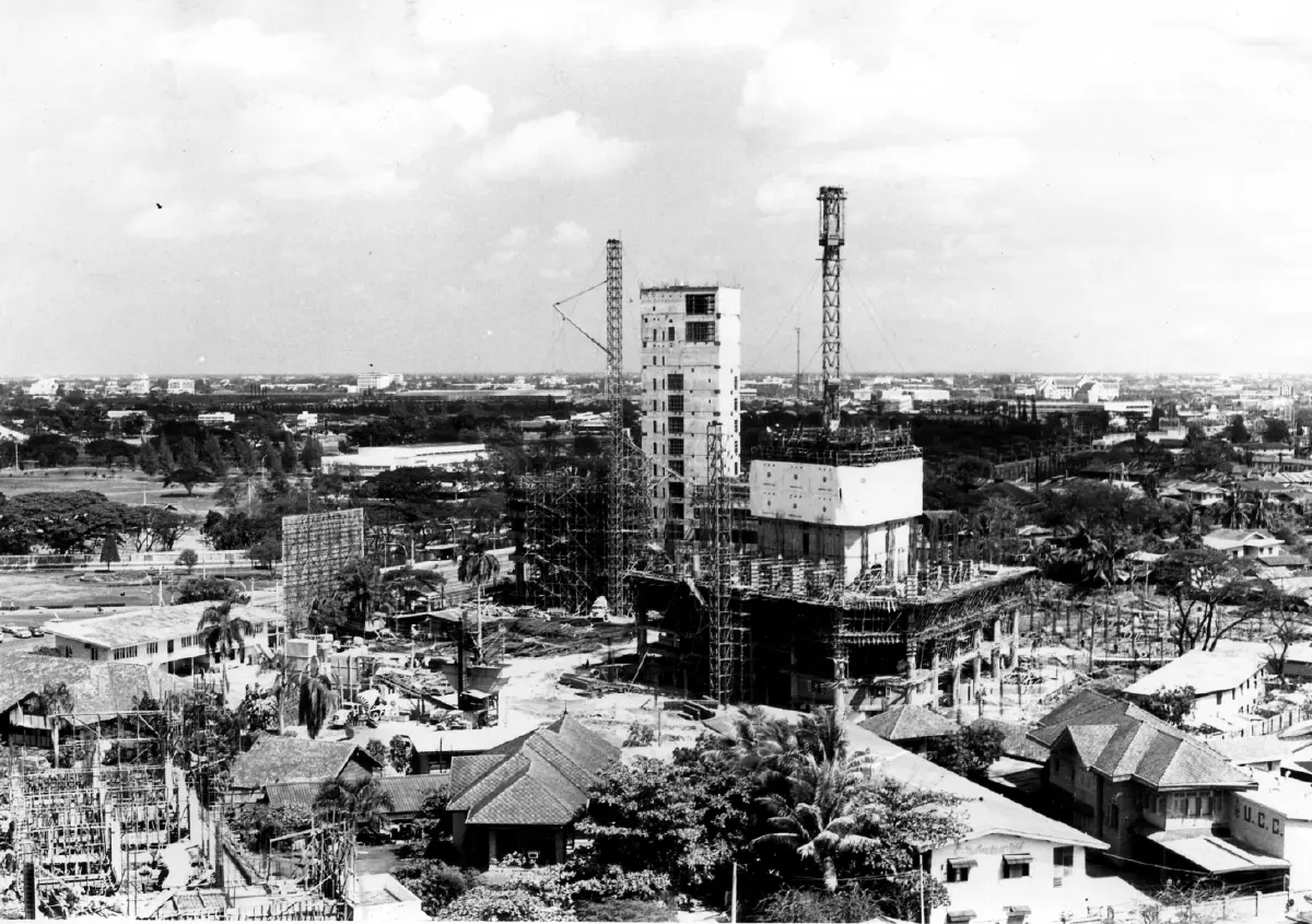 'ชนินทธ์ โทณวณิก' สายลม แสงแดด และรหัสลับจากคุณแม่ 'ท่านผู้หญิงชนัตถ์ ปิยะอุย'