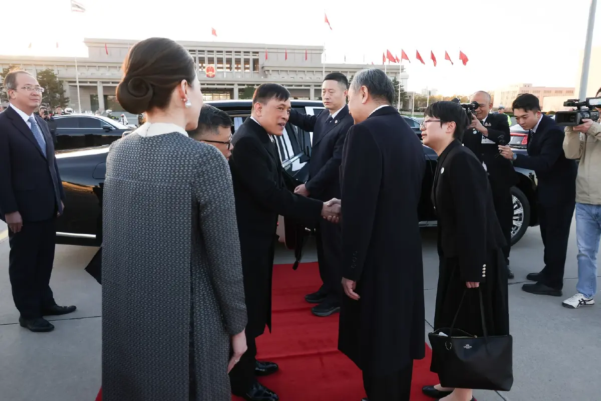 ในหลวง-พระราชินี เสด็จฯเยือนสาธารณรัฐประชาชนจีนอย่างเป็นทางการ