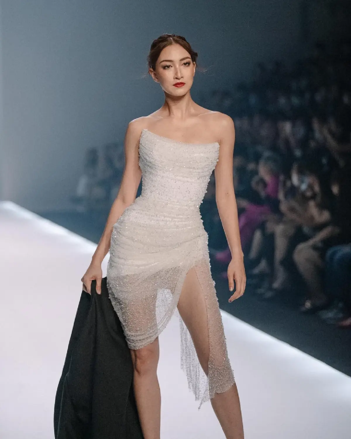 ‘ฌอน POEM' อยู่มา 19 ปี ปีนี้ ‘ยากที่สุด’ คนไม่ใช้เงิน-ควักกระเป๋ายาก แตะร้อยล้านได้ก็เก่งแล้ว