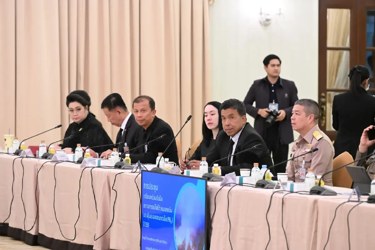 กทม. เดินหน้า 10 มาตรการเข้ม รับมือ "ไฟป่า - หมอกควัน - ฝุ่น PM2.5" ปี 69