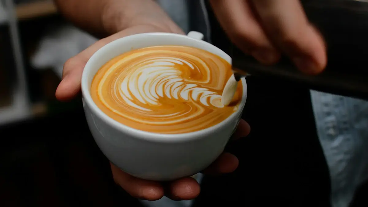 'นมแช่แข็ง' เขาว่าทำกาแฟเดอร์ตี้อร่อย!