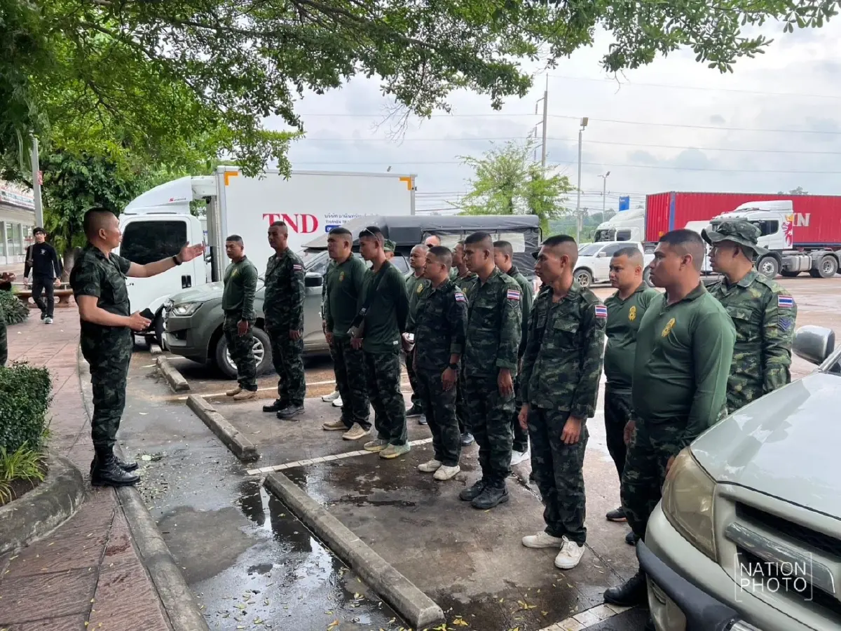 ทหารช่างราชบุรี นำเรือ-กำลังพล เสริมทัพช่วยหาดใหญ่น้ำท่วมหนัก