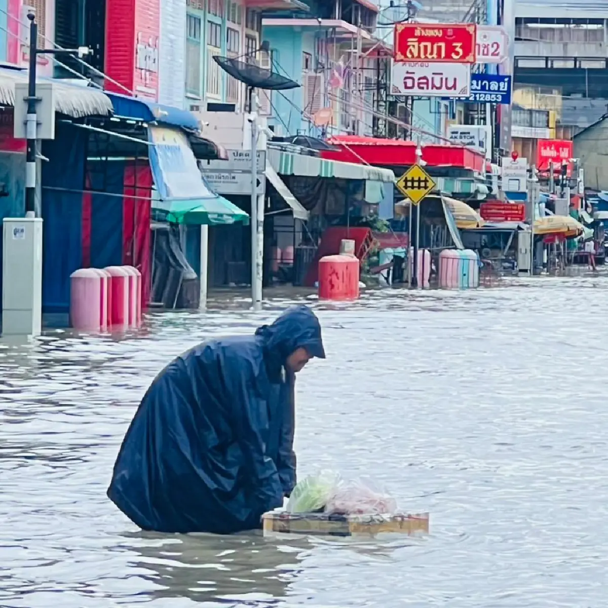 น้ำท่วมยะลา น้ำลดไม่ทันไร 'ฝนถล่มซ้ำ' มวลน้ำจ่อพื้นที่เศรษฐกิจ