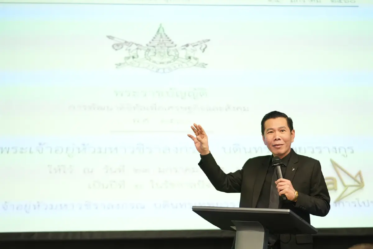 ส่งสัญญาณล็อกสเปก? ผอ.ดีป้าคนใหม่  'ดีอี' ชี้อยู่จนครบวาระ–ยังนั่งรักษาการต่อ