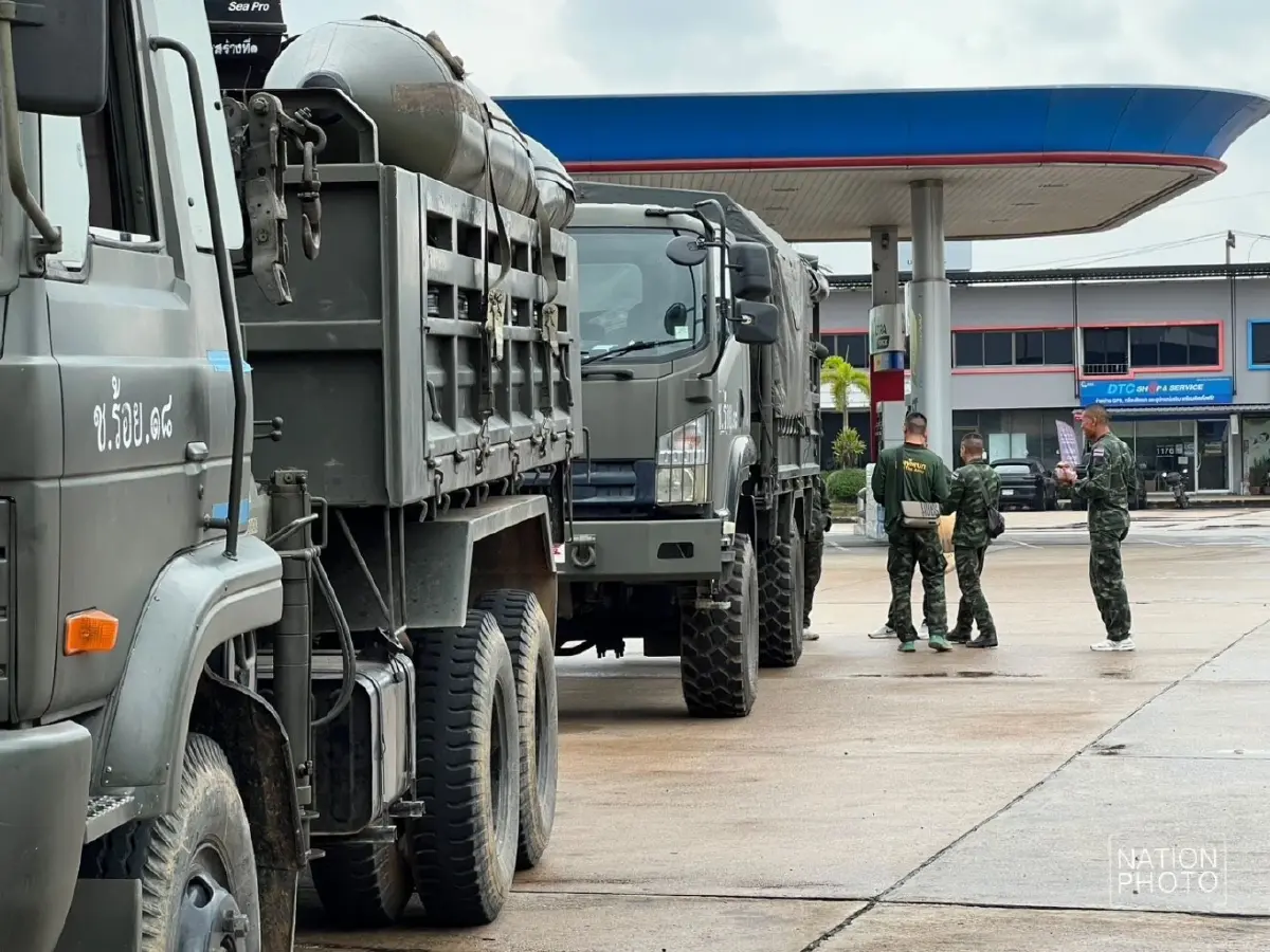 ทหารช่างราชบุรี นำเรือ-กำลังพล เสริมทัพช่วยหาดใหญ่น้ำท่วมหนัก