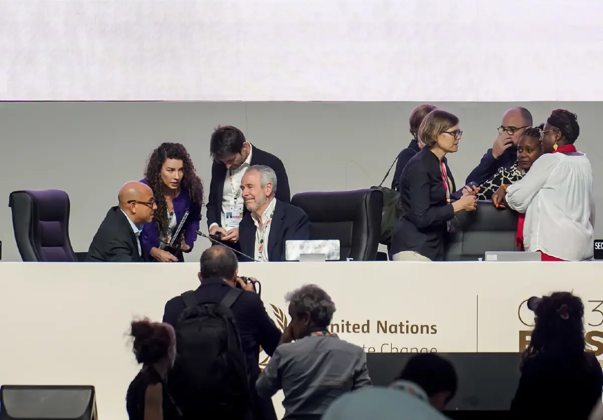 COP30 ปิดฉากแล้ว ยืดเยื้อจนได้ฉันทามติ สรุปการประชุมครั้งนี้ โลกได้อะไรบ้าง?