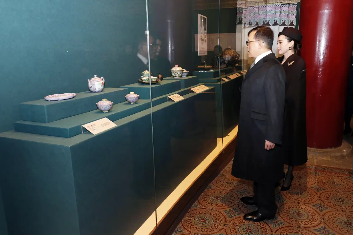 ในหลวง-พระราชินี ทรงปฏิบัติพระราชกรณียกิจ ณ สาธารณรัฐประชาชนจีน