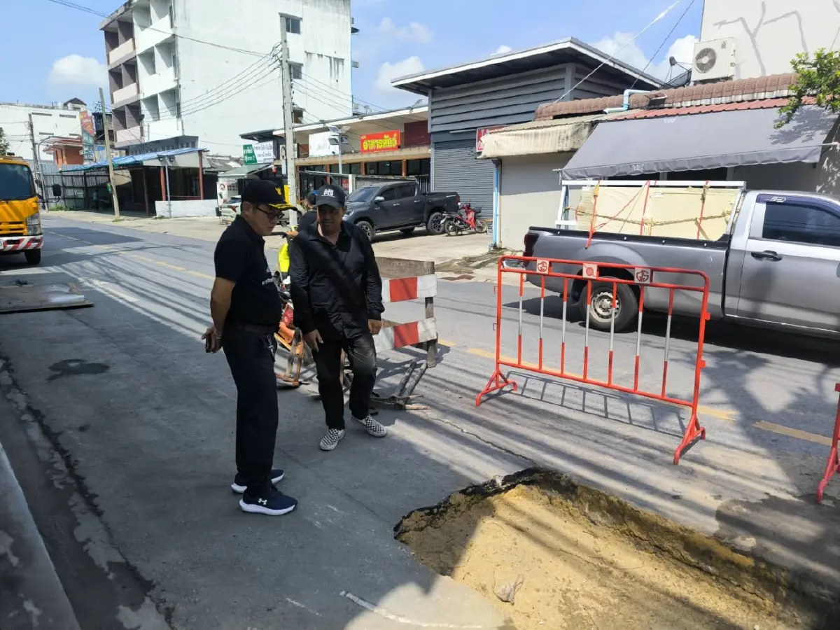 ด่วน! ถนนทรุดตัว เขตดอนเมือง ซอยประชาอุทิศ 19–22 เลี่ยงเส้นทาง