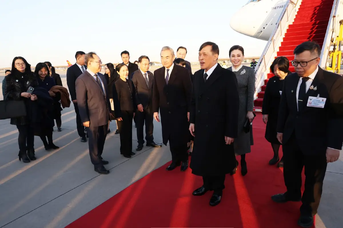ในหลวง-พระราชินี เสด็จฯเยือนสาธารณรัฐประชาชนจีนอย่างเป็นทางการ