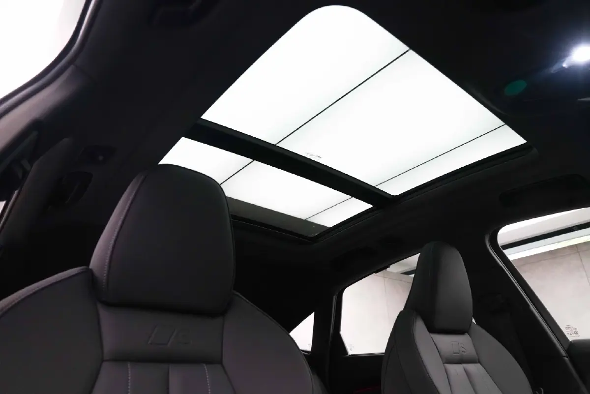 อาวดี้ เปิดตัว ‘Q5 e-hybrid’ ใหม่ ขนทัพรถ10 รุ่น ลุยมอเตอร์ เอ็กซ์โป