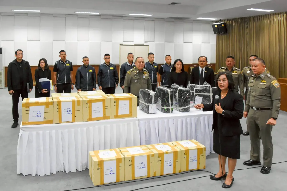 ‘สรรพากร’ ลุยทลายเครือข่ายใบกำกับภาษีปลอม รัฐเสียหายกว่า 1,000 ล้าน