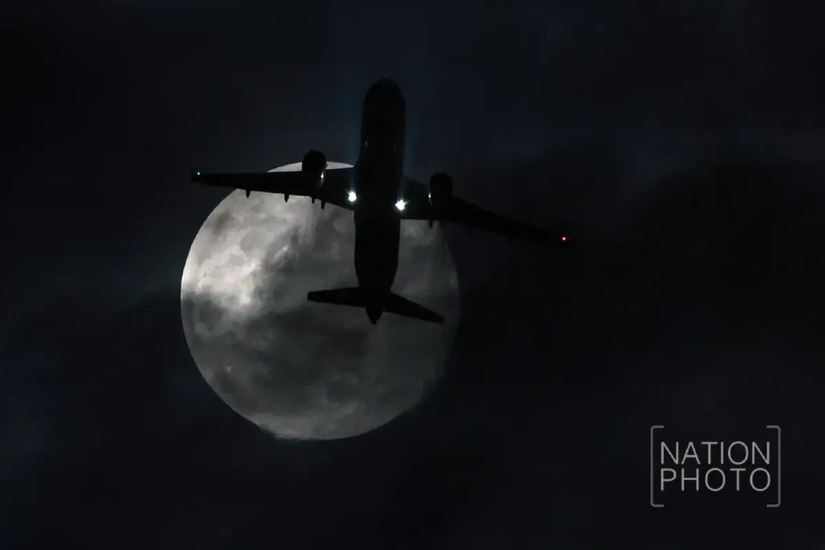 ชวนชม \'ซูเปอร์ฟูลมูน\' คืนลอยกระทง ปรากฏการณ์ เหนือท้องฟ้ากรุงเทพฯ