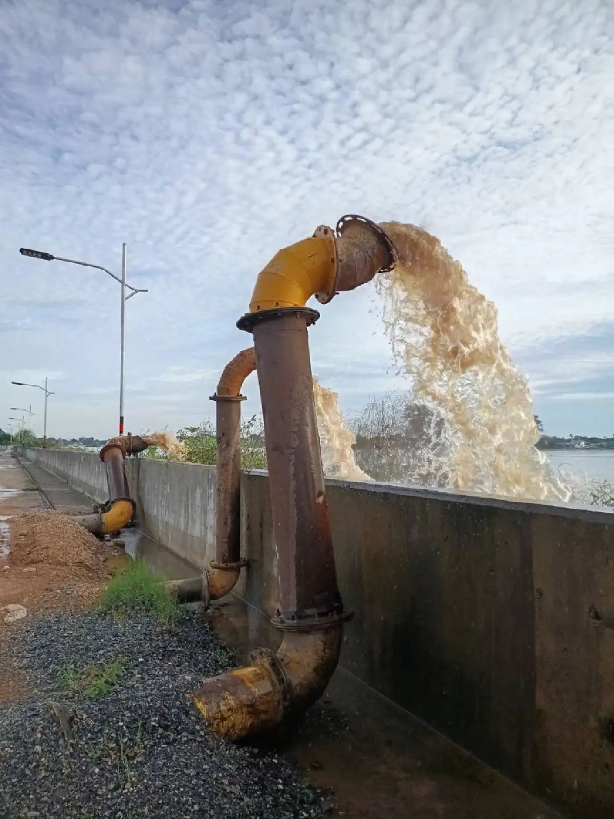 เขื่อนเจ้าพระยา ระบายน้ำ 2,880 ลบ.ม./วินาที น้ำเหนือลดต่อเนื่อง