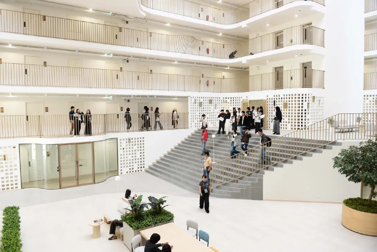 'ม.กรุงเทพ' สร้างคนที่โลกอนาคตต้องการ 6  หลักสูตรสุดล้ำ! ไม่ได้สอนแค่ตำรา