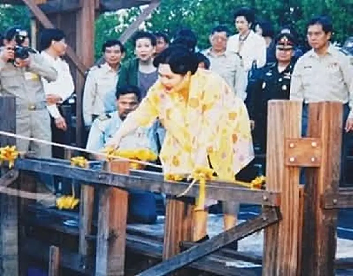 "วนอุทยานปราณบุรี" ผืนป่าชายเลนใต้ร่มพระบารมี "สมเด็จพระพันปีหลวง"