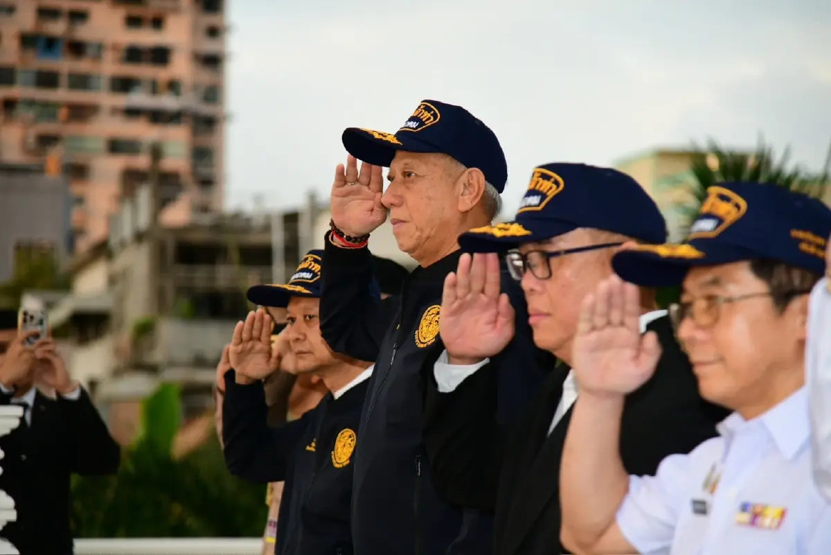 ‘กรมเจ้าท่า’ จัดเจ้าหน้าที่ 900 นาย คุมเข้มความปลอดภัย ‘ลอยกระทง’