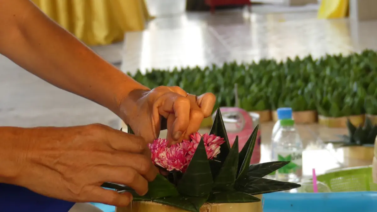 กรมประมง แนะลอยกระทงเลี่ยง เข็มหมุด โฟม พลาสติก ชี้อันตรายต่อสัตว์น้ำ