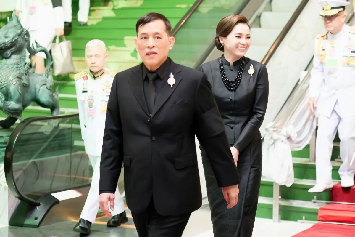 ในหลวง-พระราชินี ทอดพระเนตร การแสดงโขนเรื่อง รามเกียรติ์ ตอน 'สัตยาพาลี' รอบปฐมทัศน์