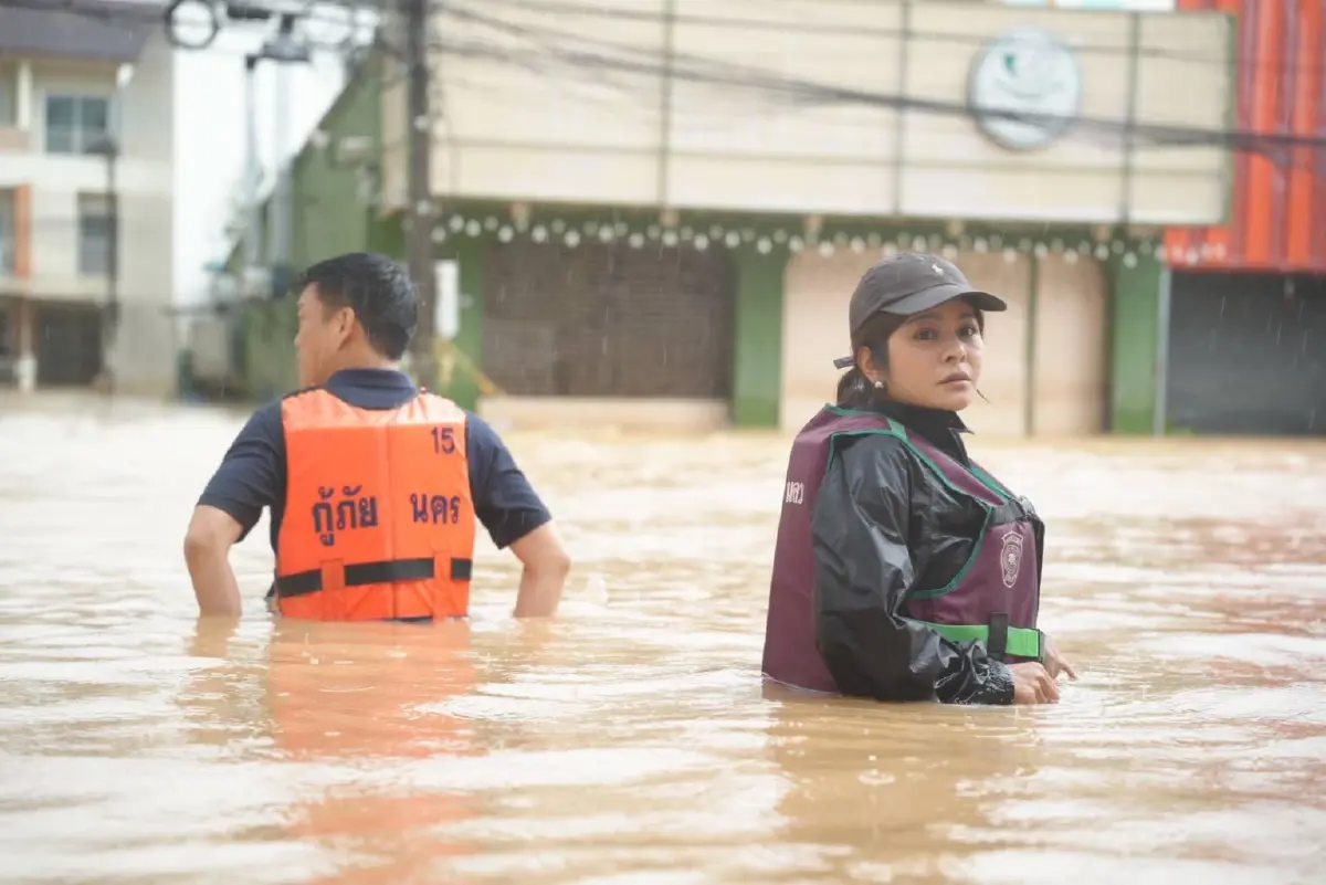 'เท้ง' เผย ปชน.ปั้นเว็บหา 'คน-สัตว์' หายจาก 'น้ำท่วมภาคใต้'