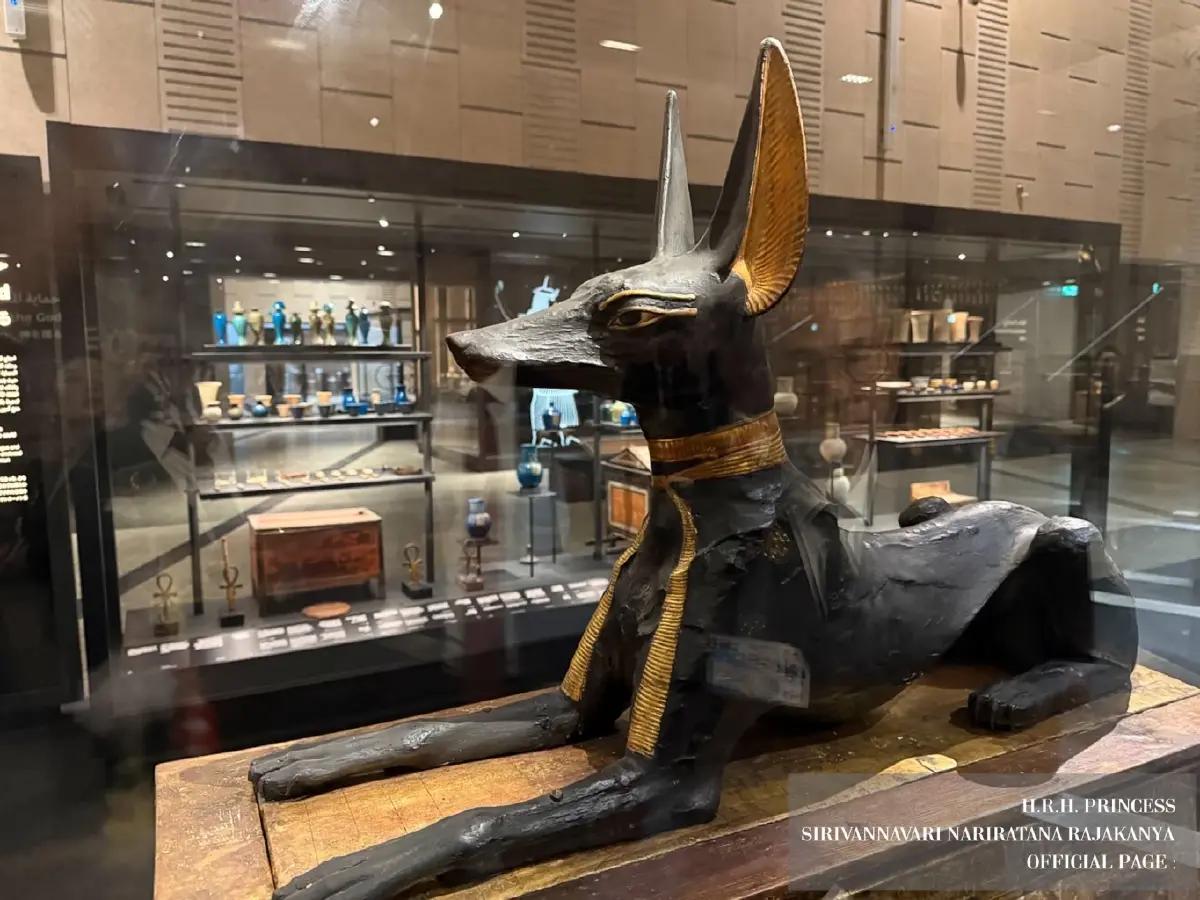 เจ้าฟ้าสิริวัณณวรีฯ ทอดพระเนตรพิพิธภัณฑ์อียิปต์แห่งใหม่ เป็นการส่วนพระองค์