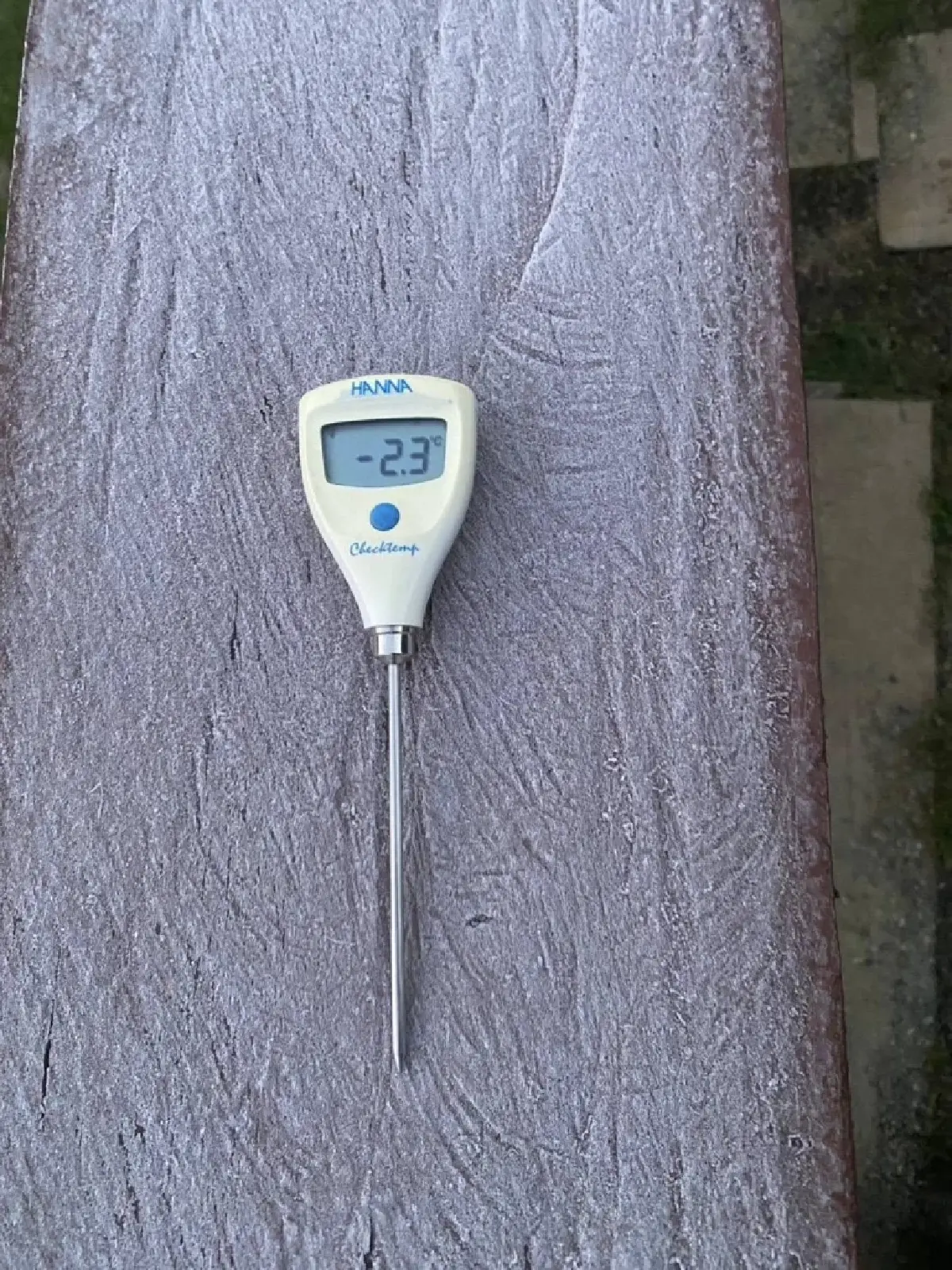 ดอยอินทนนท์ หนาวมาก 2°C นักท่องเที่ยวสัมผัสอากาศหนาว ดูแม่คะนิ้ง