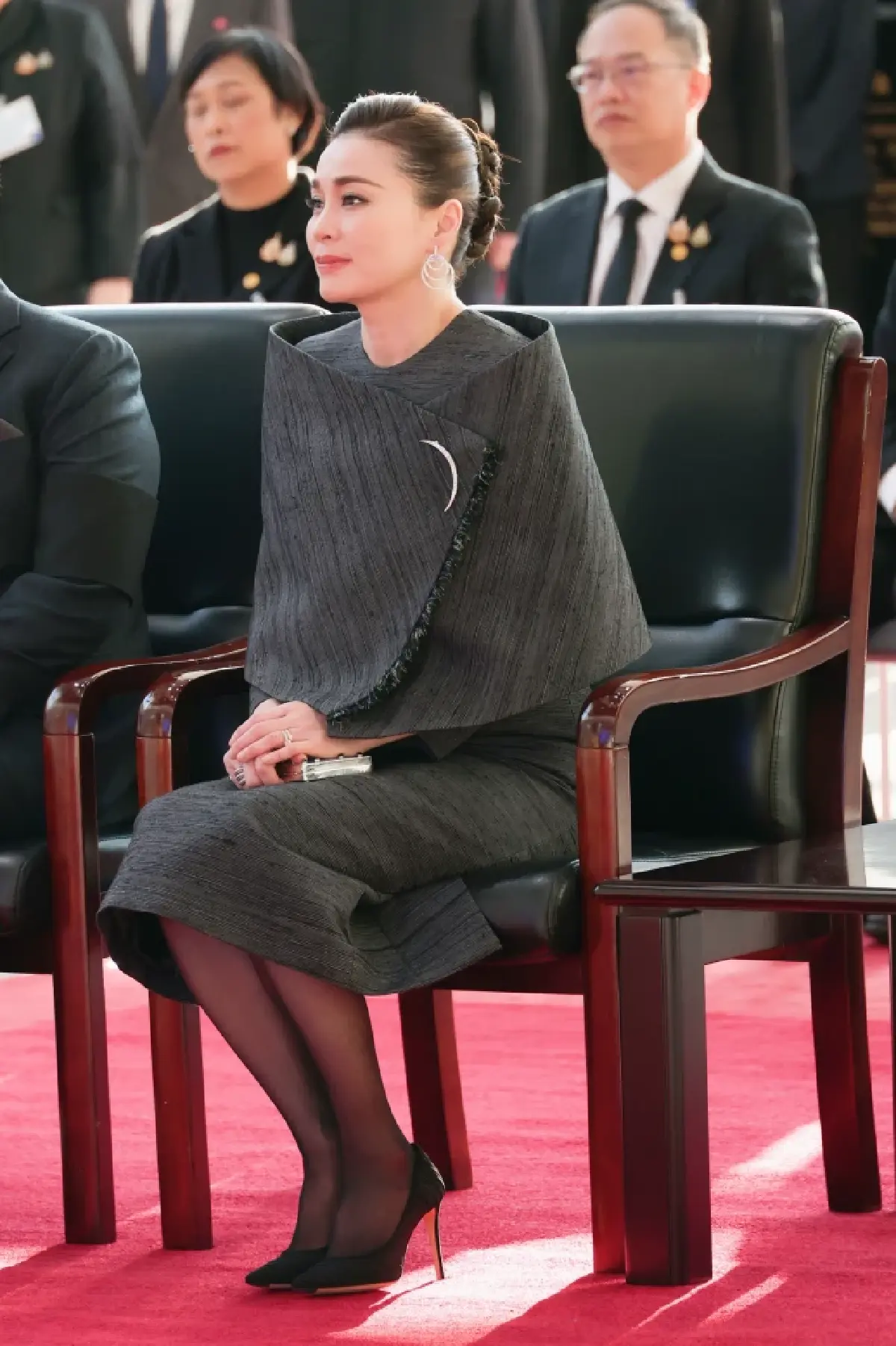 ในหลวง-พระราชินี ทอดพระเนตรศูนย์พัฒนาเทคโนโลยีและทรัพยากรด้านการศึกษา