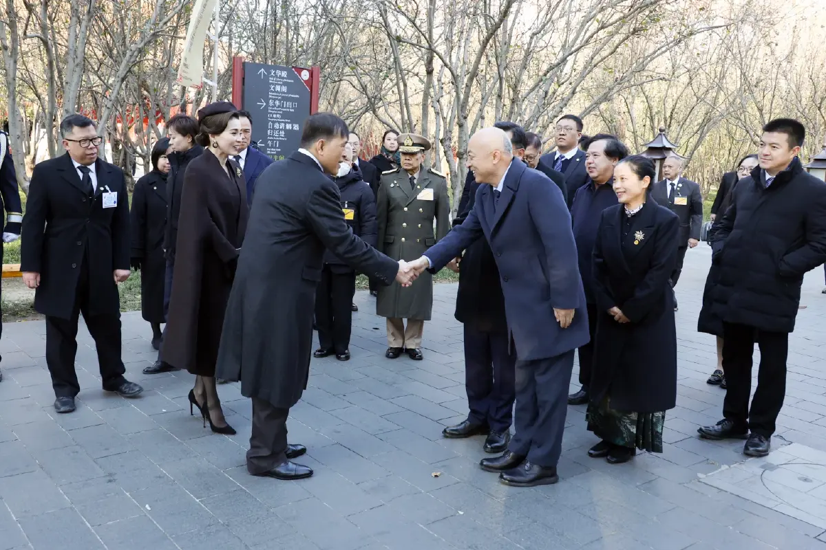 ในหลวง-พระราชินี ทรงปฏิบัติพระราชกรณียกิจ ณ สาธารณรัฐประชาชนจีน