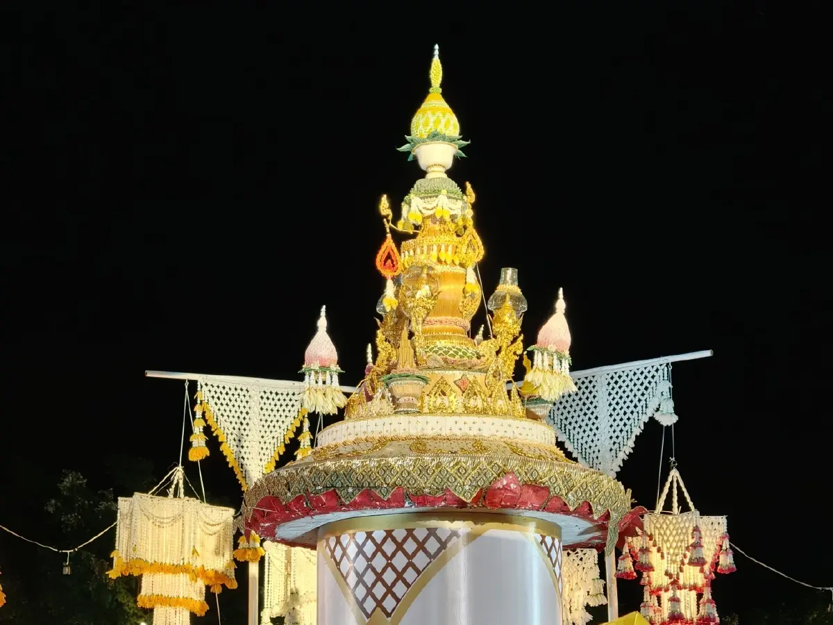 ‘Maha Loi Krathong’ ลอยกระทงอยุธยา เลอค่าน้อมรำลึกพระพันปีหลวง