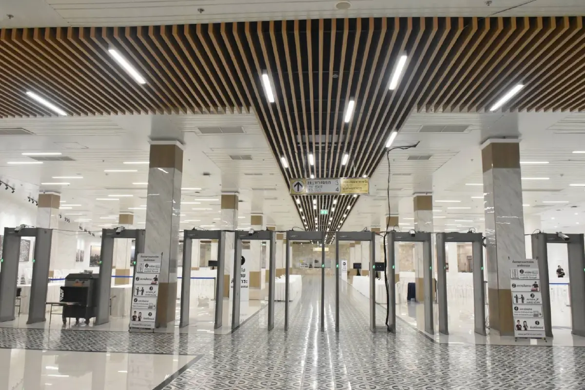 กทม. ตรวจความพร้อมสนามหลวง 9 พ.ย. ถวายสักการะพระบรมศพ พระพันปีหลวง