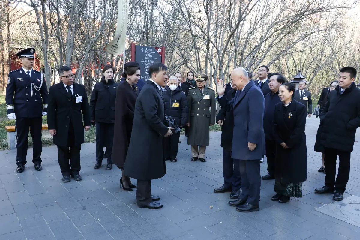 ในหลวง-พระราชินี ทรงปฏิบัติพระราชกรณียกิจ ณ สาธารณรัฐประชาชนจีน