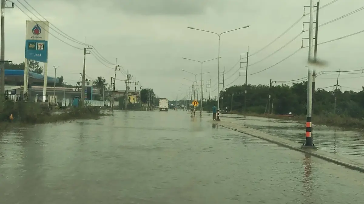 น้ำท่วมสงขลา น้ำเริ่มลดแล้ว พิกัดล่าสุด อำเภอจะนะ จุดไหนยังวิกฤต
