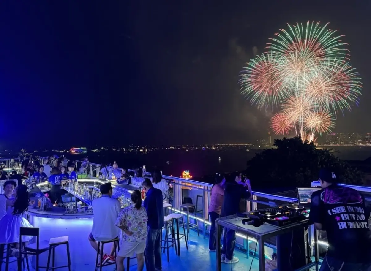 เปิดพิกัดชมพลุนานาชาติเมืองพัทยา 2568 ภายใต้แนวคิด 'แสงแห่งความจงรักภักดี สถิตในใจนิรันดร์'