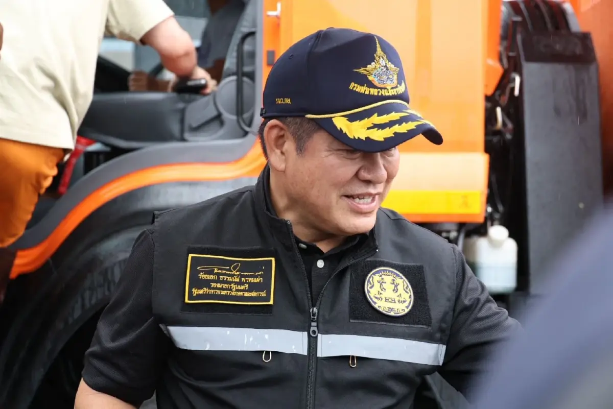 ธรรมนัส สั่ง เร่งระบายน้ำลงทะเลสาบสงขลา ลุ้นไม่มีฝน หาดใหญ่กลับเข้าสภาวะปกติ