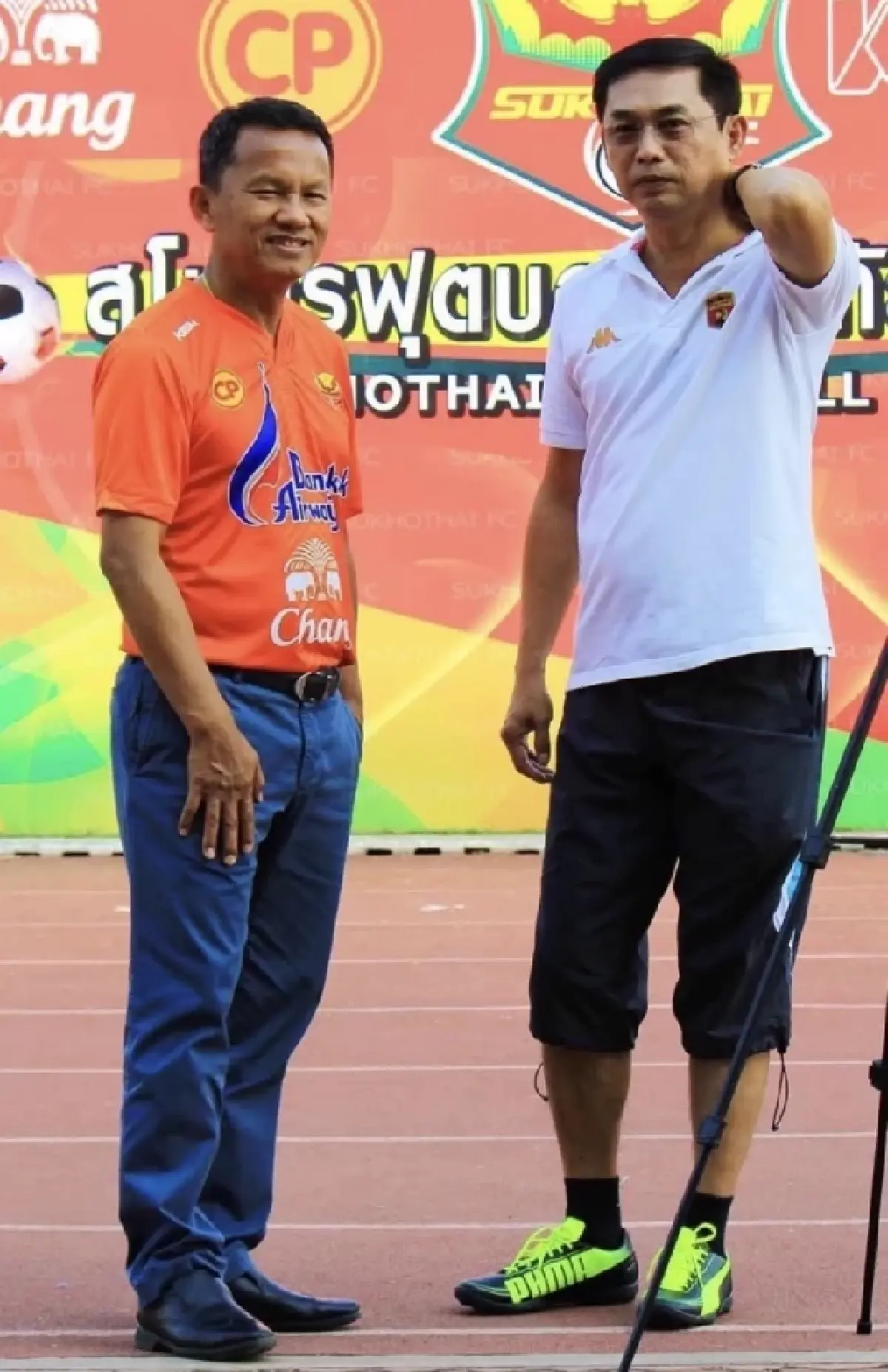 ปลุกผี 'สามมิตร' จับตา 'อนุชา' ผนึก '2 ส.' ปรองดองน้ำเงิน