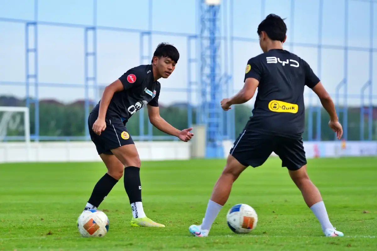 LIVE ถ่ายทอดสดฟุตบอล ทีมชาติไทย พบ อินเดีย ดูบอลสด ฟุตบอลอุ่นเครื่อง U23