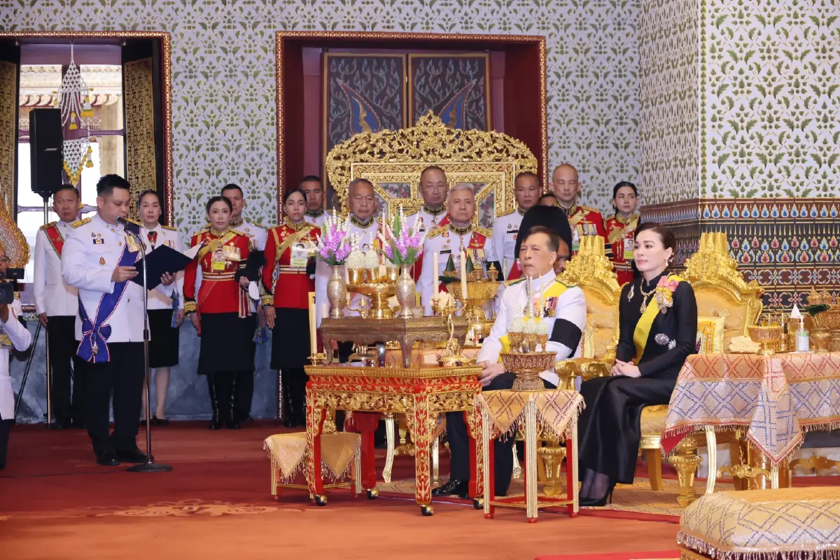 ในหลวง-พระราชินี ทรงบำเพ็ญพระราชกุศลวันคล้ายวันสวรรคต รัชกาลที่ 6 ครบ 100 ปี