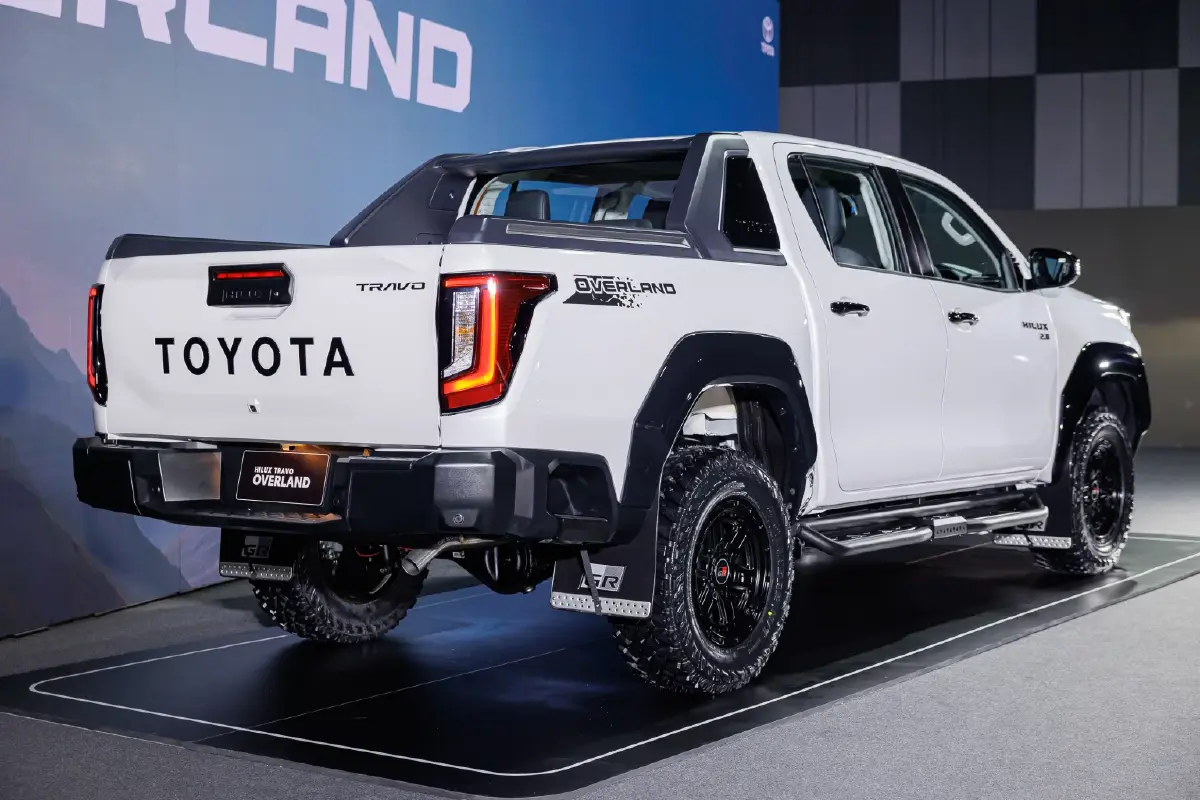 โตโยต้า เสริมตลาดปิกอัพ 'HILUX TRAVO'  เคาะ  789,000-1,366,000 บาท