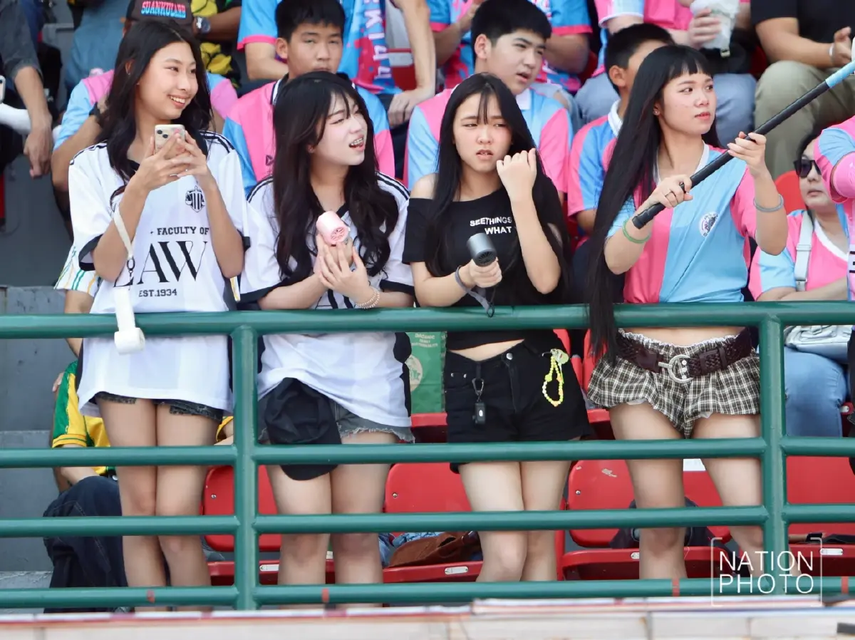 คึกคัก! พิธีเปิดการแข่งขัน ฟุตบอลจตุรมิตรสามัคคี ครั้งที่ 31 ณ สนามศุภชลาศัย