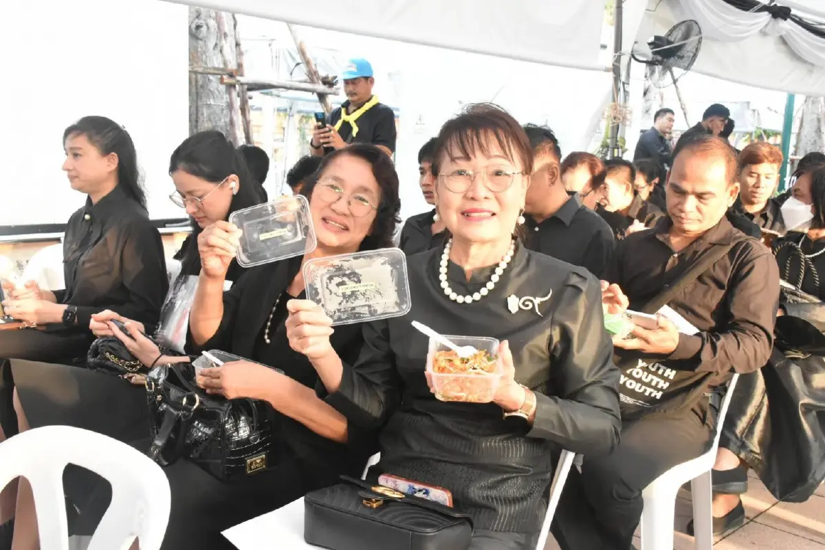 กทม. ตรวจความพร้อมสนามหลวง 9 พ.ย. ถวายสักการะพระบรมศพ พระพันปีหลวง