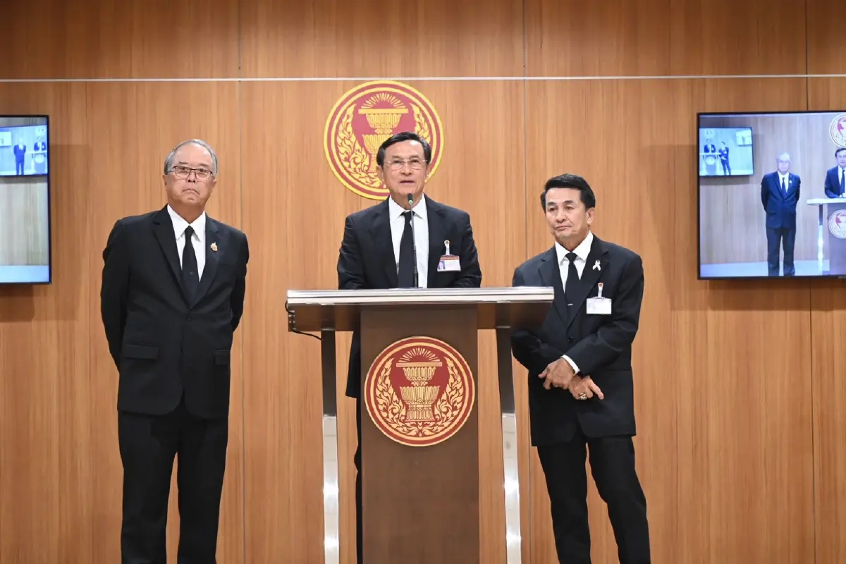 'พท.' ลุยดีเบตแก้รธน.ฟื้น 'สสร.' -ยันไม่ยื่นซักฟอกก่อนถกวาระ2