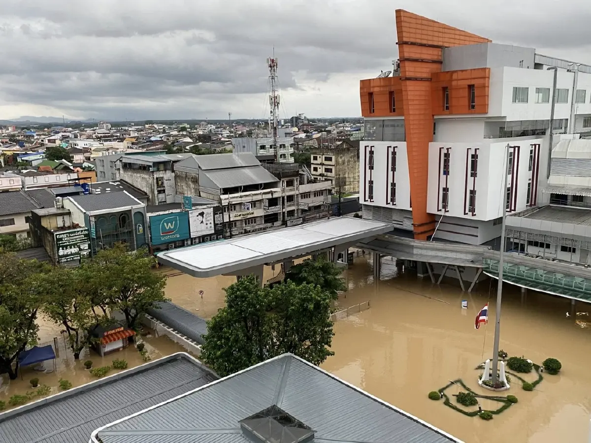 น้ำท่วม รพ.หาดใหญ่ บุคลากรทางการแพทย์เปิดใจ จะดูแลคนไข้อย่างดี