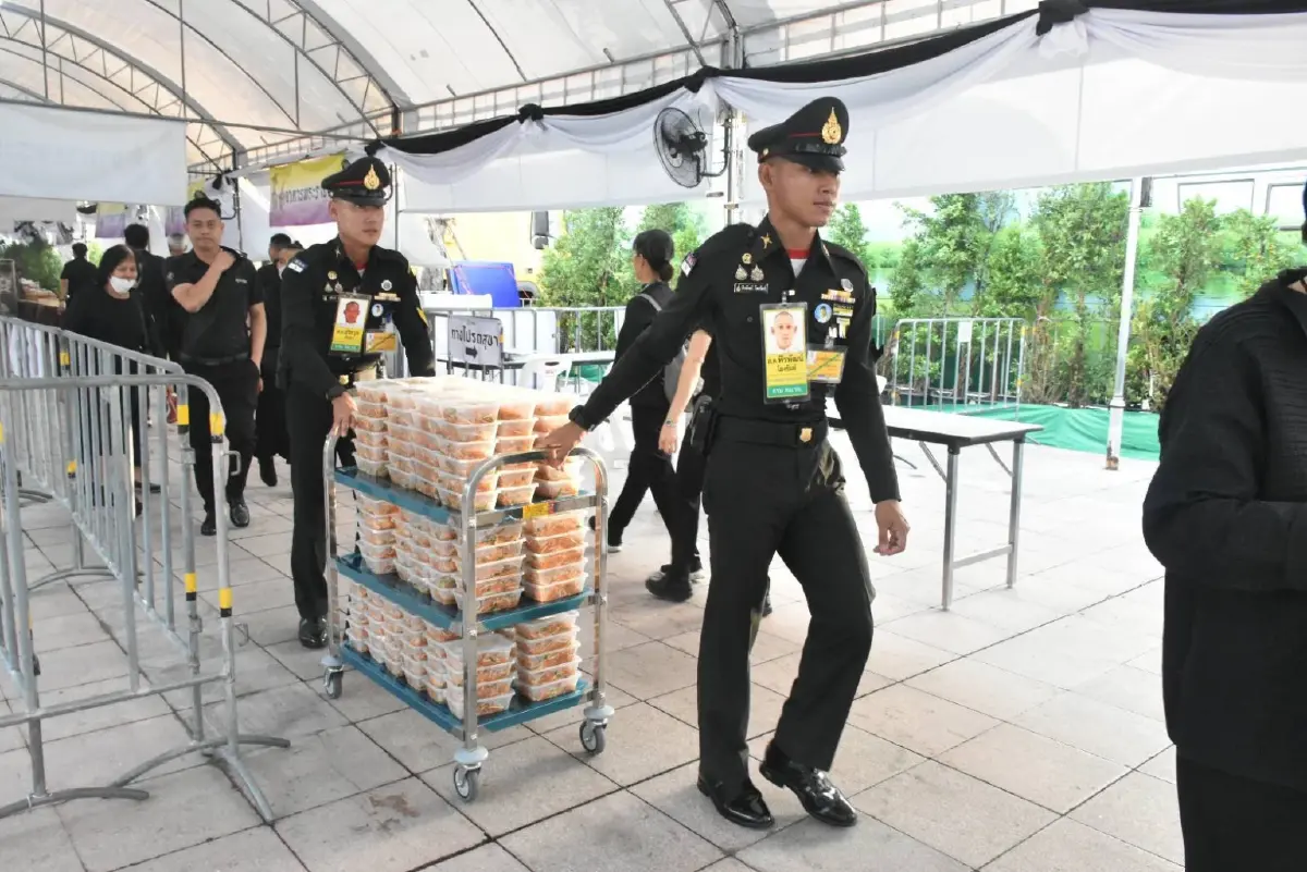 กทม. ตรวจความพร้อมสนามหลวง 9 พ.ย. ถวายสักการะพระบรมศพ พระพันปีหลวง