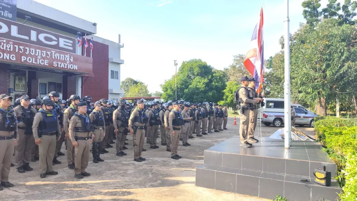 ระดมกำลังตำรวจเสริมทัพทหาร ชายแดนบ้านหนองหญ้าแก้ว-บ้านหนองจาน