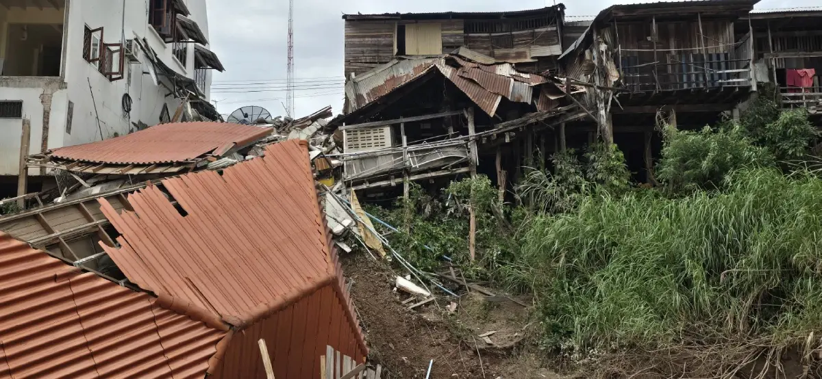 ตลิ่งทรุด แม่น้ำน่าน อ.พิชัย ล่าสุด ประกาศภัยพิบัติฉุกเฉินแล้ว