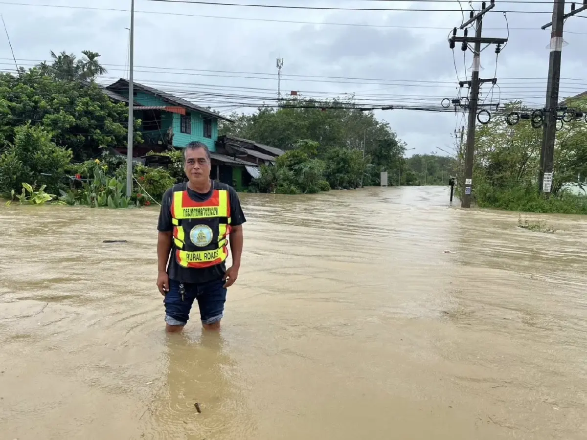 น้ำท่วมภาคใต้ ทช. แจ้งปิดการจราจร 14 สายทาง น้ำท่วมถนน รถผ่านไม่ได้