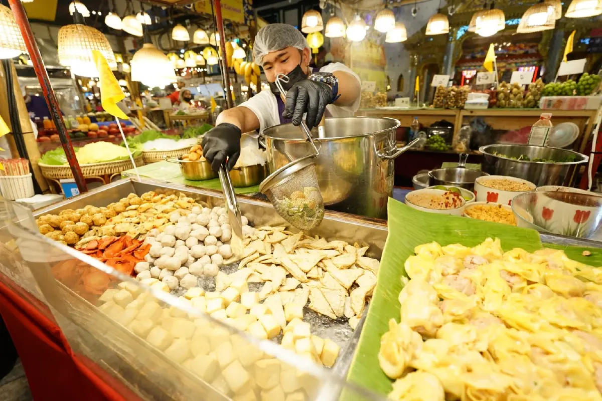 ไปใช้กัน ไอคอนสยาม รับคนละครึ่งแล้ว ร้านดัง โซนพิเศษ สแกนได้ทันที