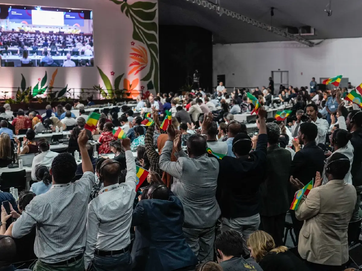 COP30 ปิดฉากแล้ว ยืดเยื้อจนได้ฉันทามติ สรุปการประชุมครั้งนี้ โลกได้อะไรบ้าง?