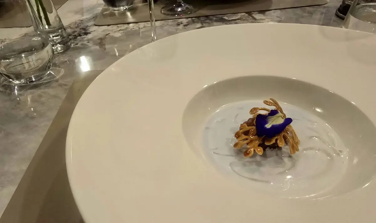 'ไวน์แพริ่ง' กับอาหารใต้ การปะทะขั้นดุเดือดที่น่าติดตาม