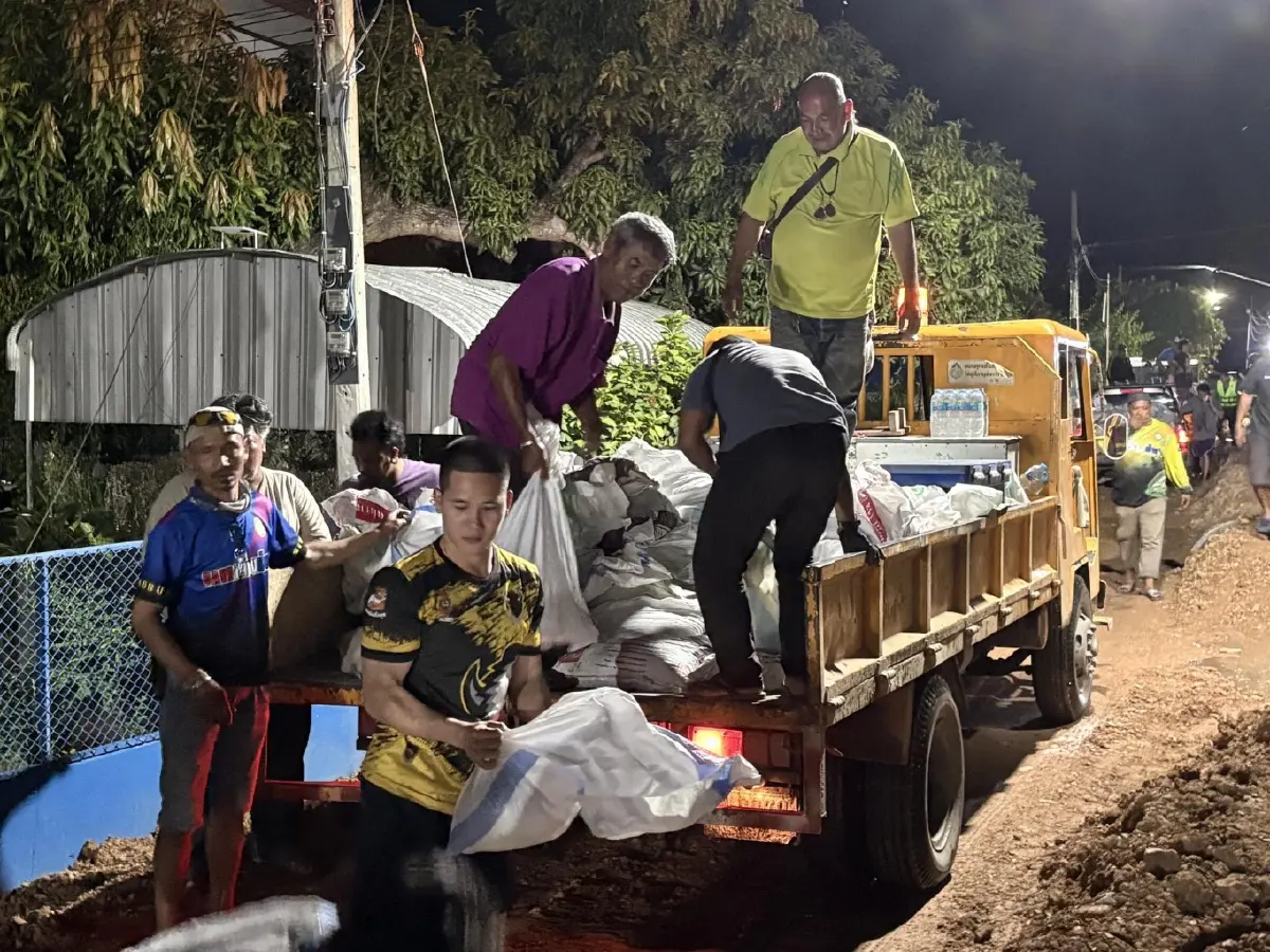 ด่วน สิงห์บุรีวิกฤตหนัก น้ำผุดใต้เขื่อน 'บางแคใน' ส่อน้ำท่วมใหญ่