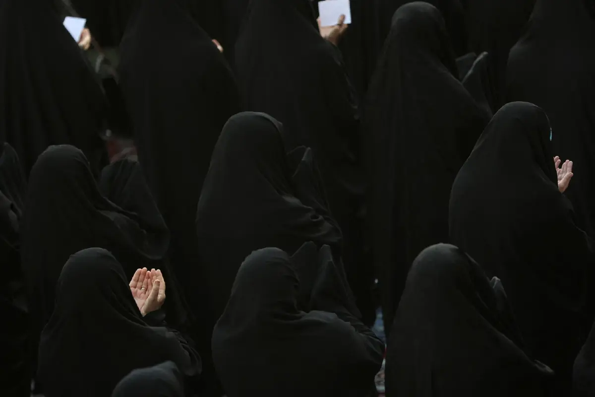 ‘อิหร่าน’ แล้งหนัก ชาวบ้านแห่สวดมนต์ขอฝน เชื่อพระเจ้าลงโทษ